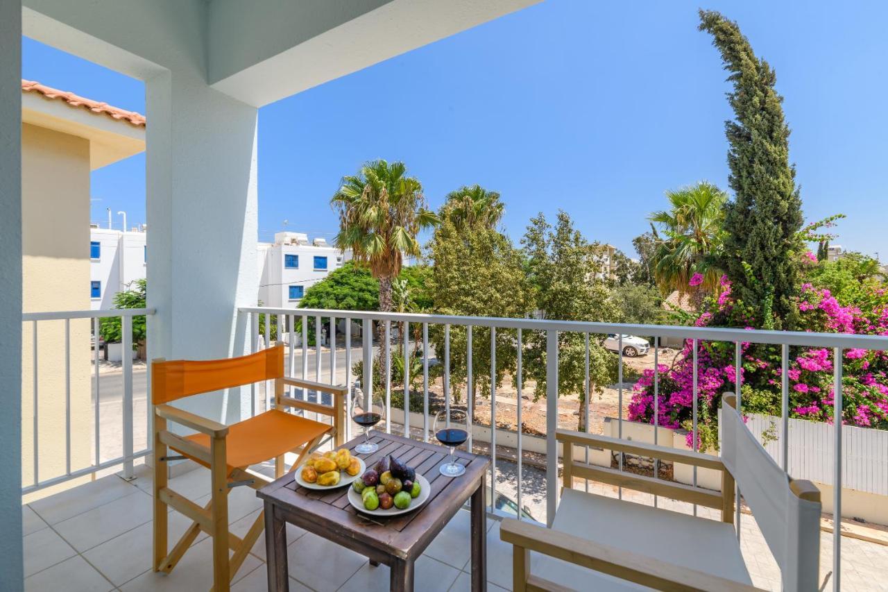 Villa Lela Serena By Ezoria Villas Протарас Екстериор снимка